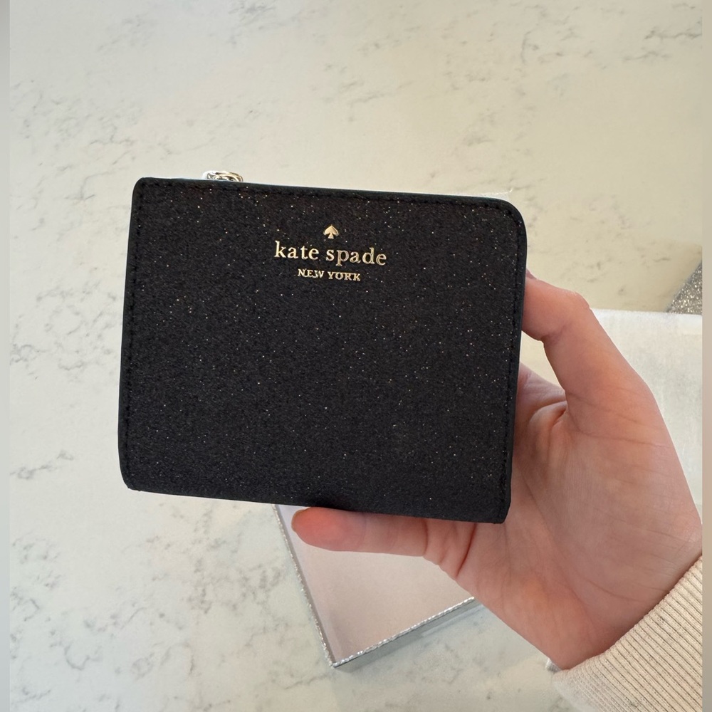 Kate Spade Madison Small L zip wallet